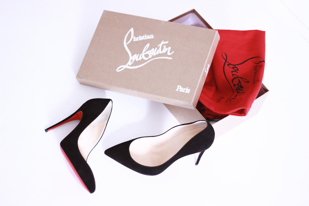 Christian-Louboutin-Follies-Pigalle-Escarpins-Daim-noir