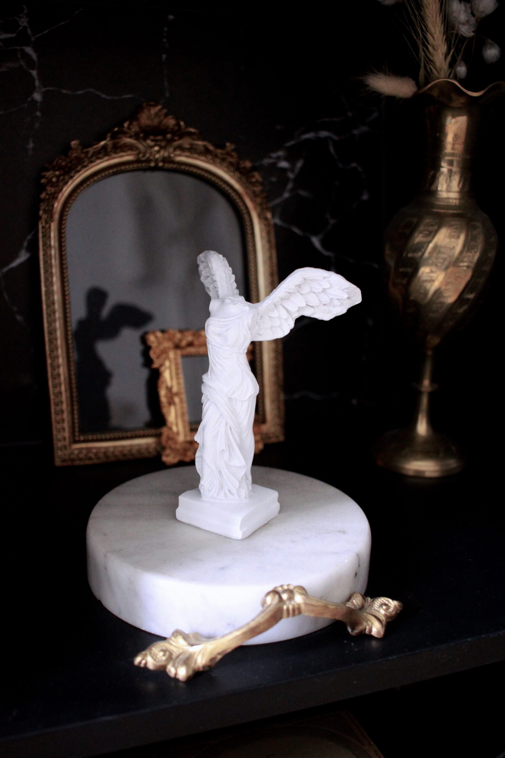 Statue Blanc Venus Wing Gold Black Decor