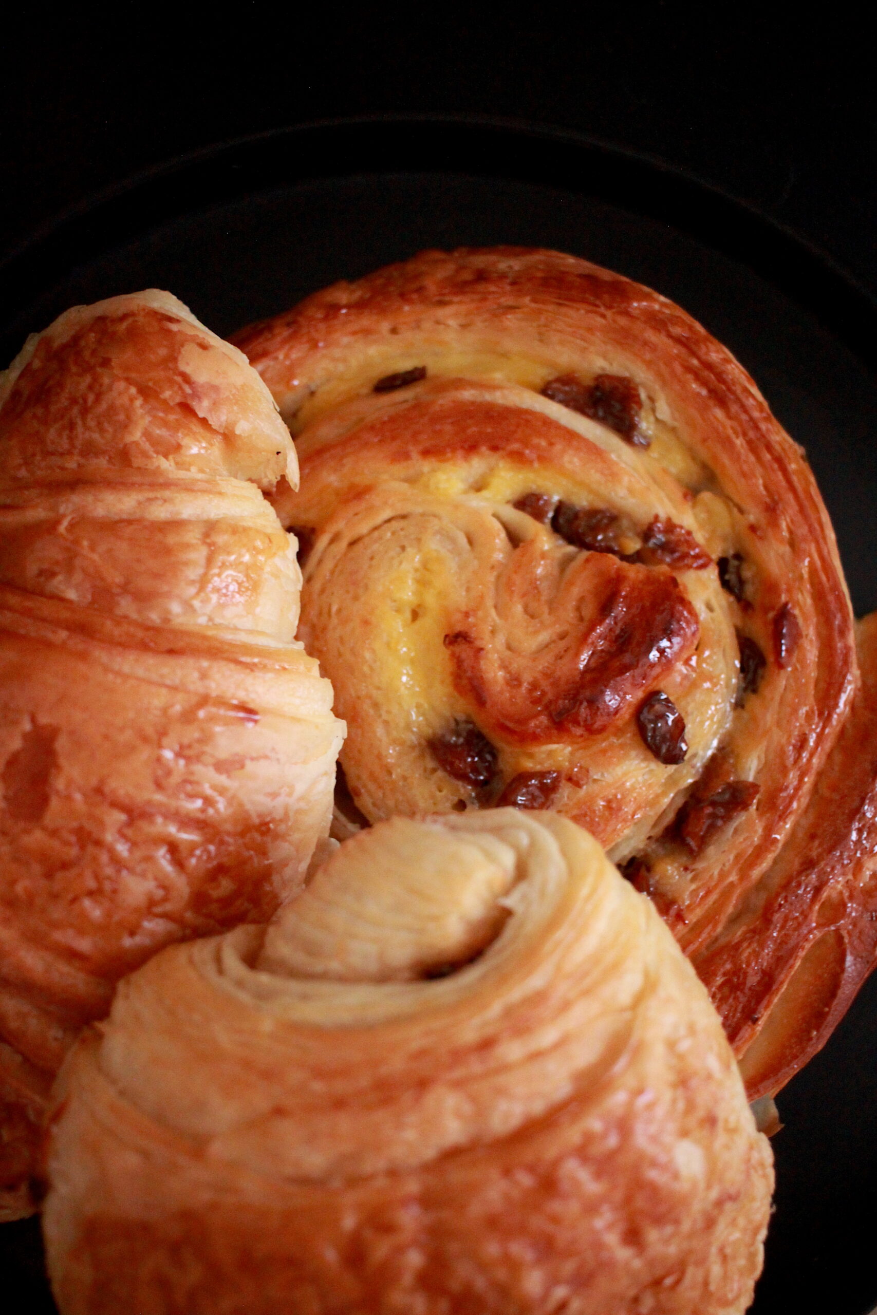 Pain aux raisins Croissant Pain au chocolat