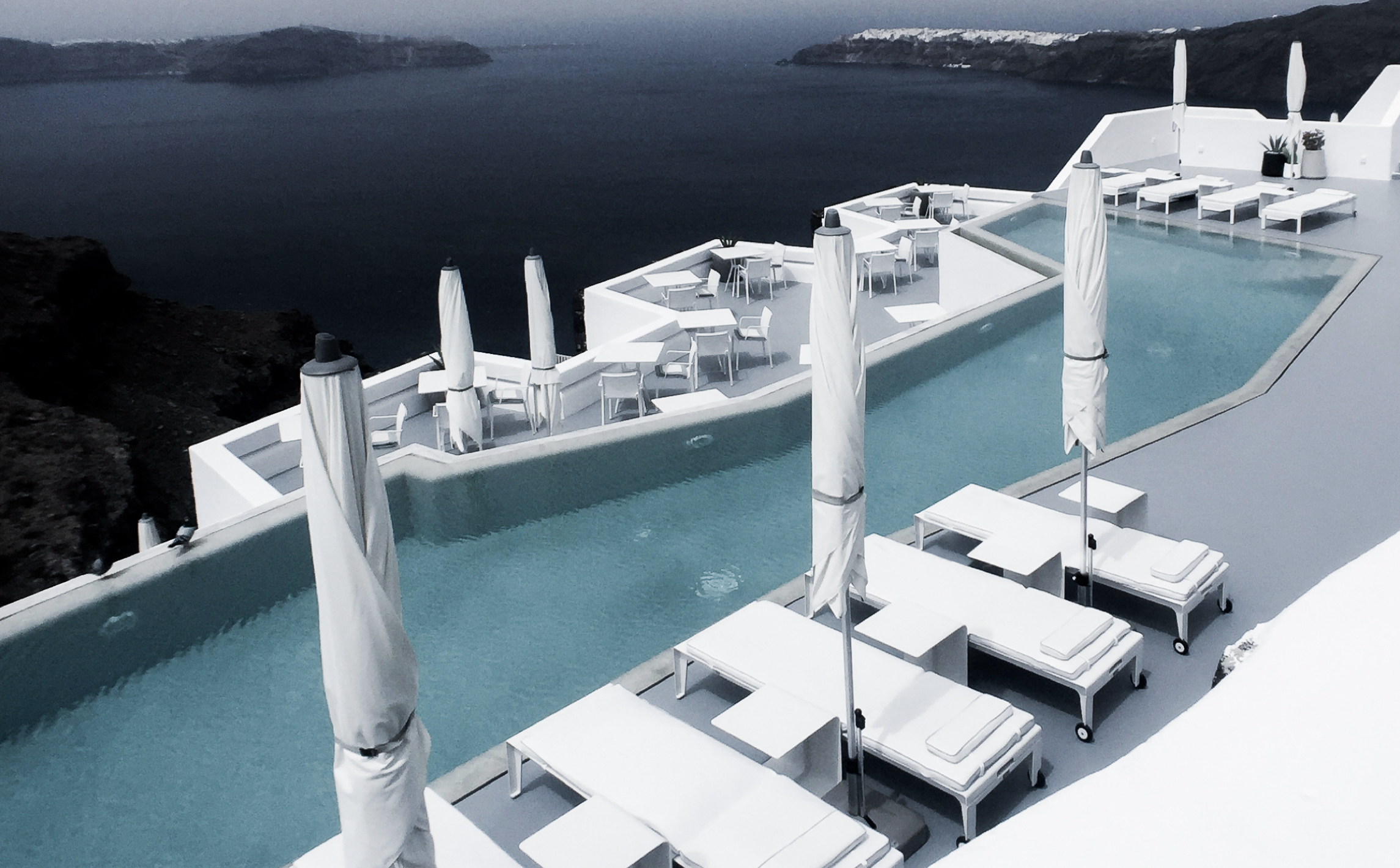 Santorini-Beach-Pool-View-Spring