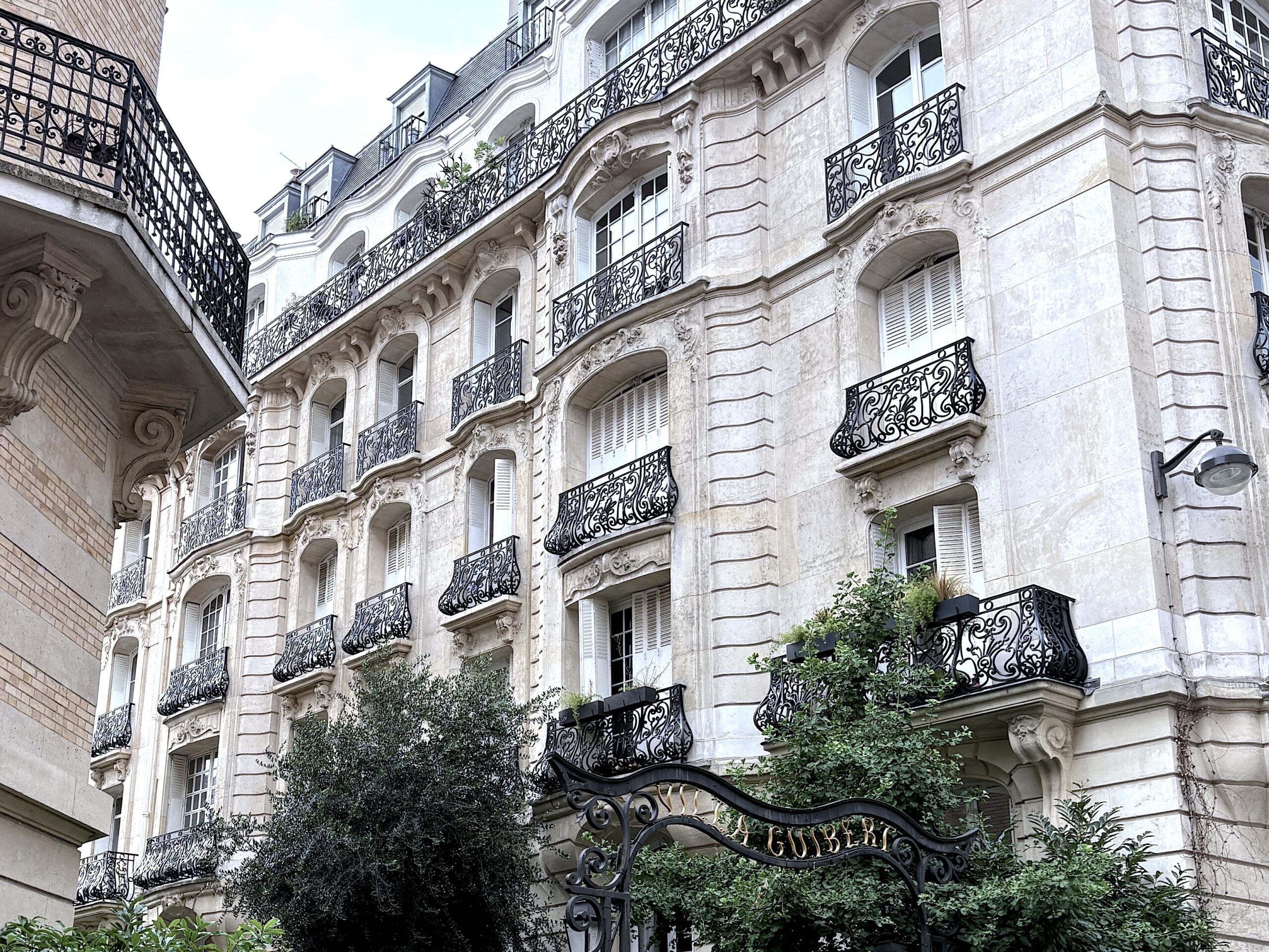 Paris 16 rue de la Tour Building Villa Guibert